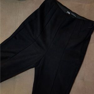 Zara Women's Black Skinny Pants
